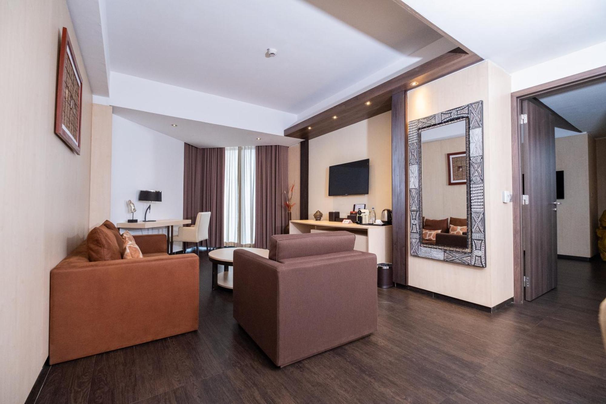 Azalai Hotel Abidjan Buitenkant foto