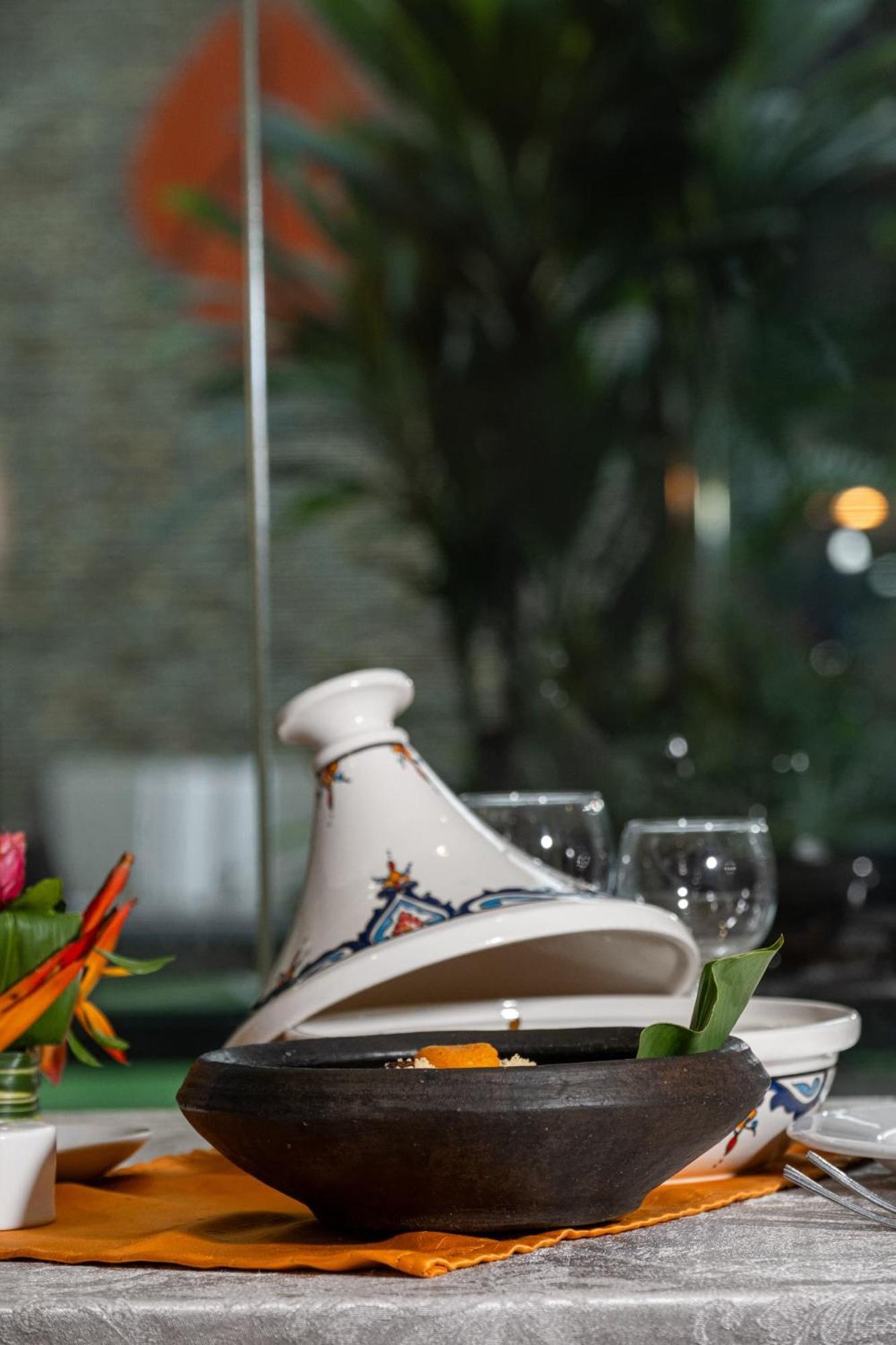 Azalai Hotel Abidjan Buitenkant foto
